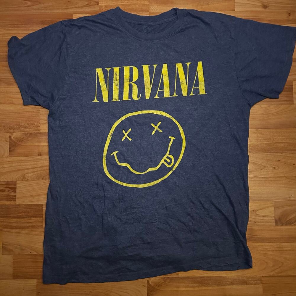 Nirvana Smiley Face Graphic T-shirt XL